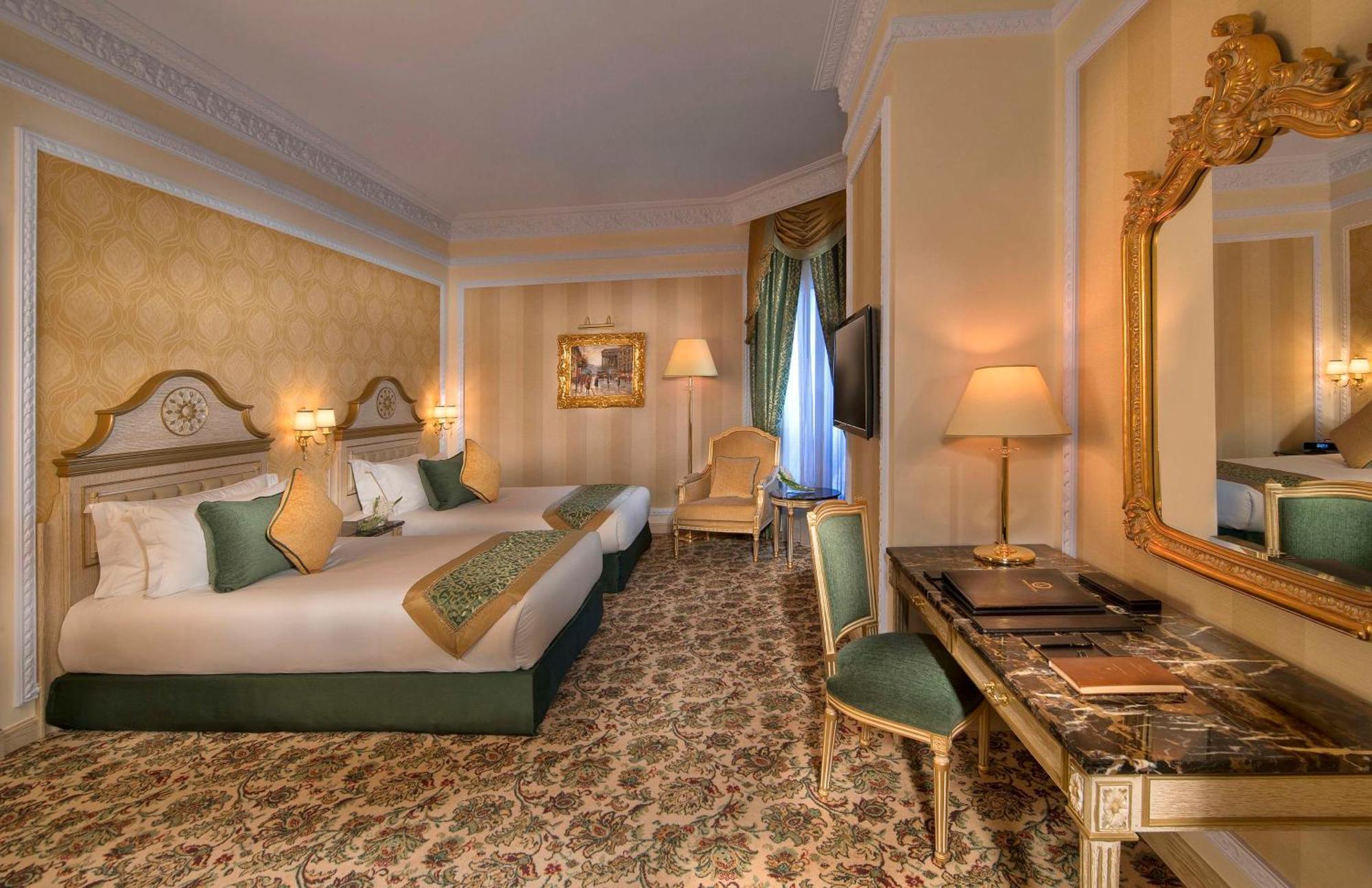 Royal Rose Abu Dhabi, A Curio Collection By Hilton Affiliated Hotel