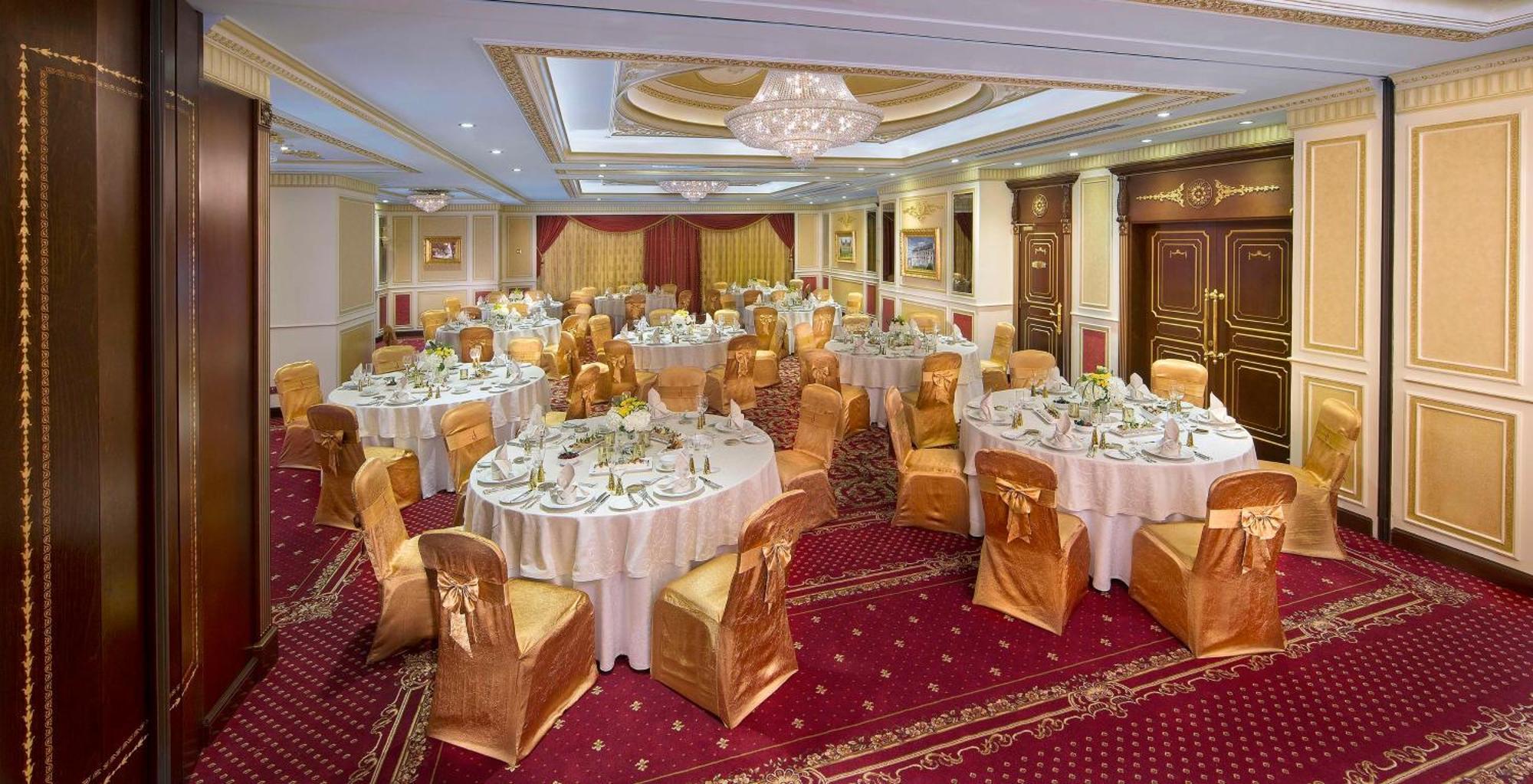 Hotel Royal Rose Abu Dhabi, A Curio Collection By Hilton Affiliated 5*
