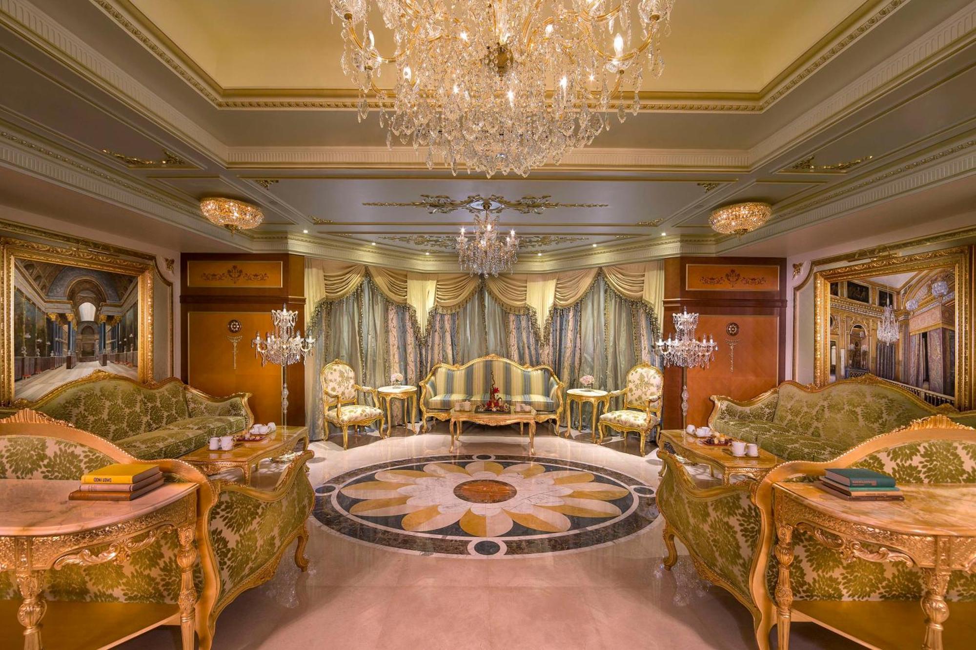 Royal Rose Abu Dhabi, A Curio Collection By Hilton Affiliated