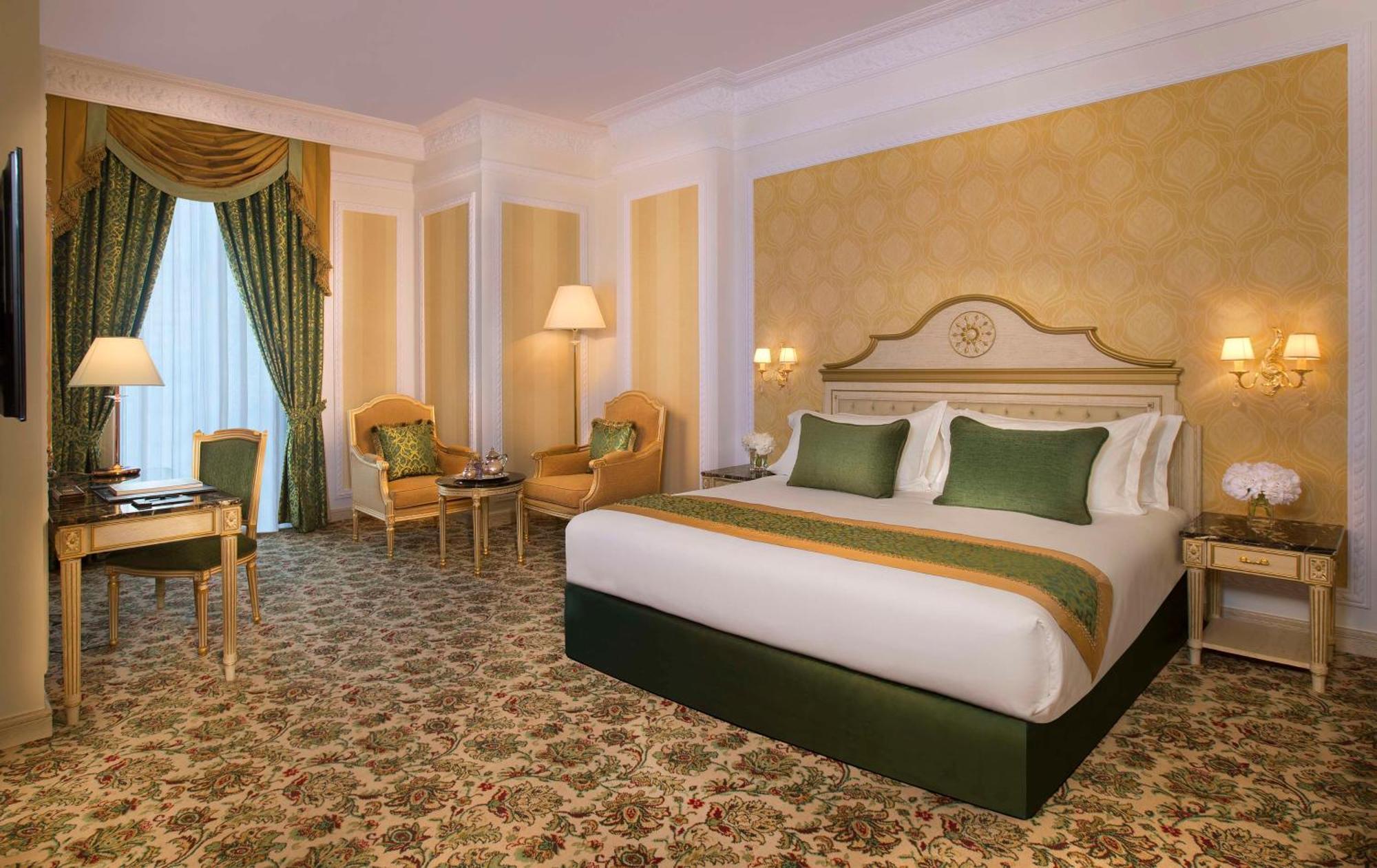Royal Rose Abu Dhabi, A Curio Collection By Hilton Affiliated 5*