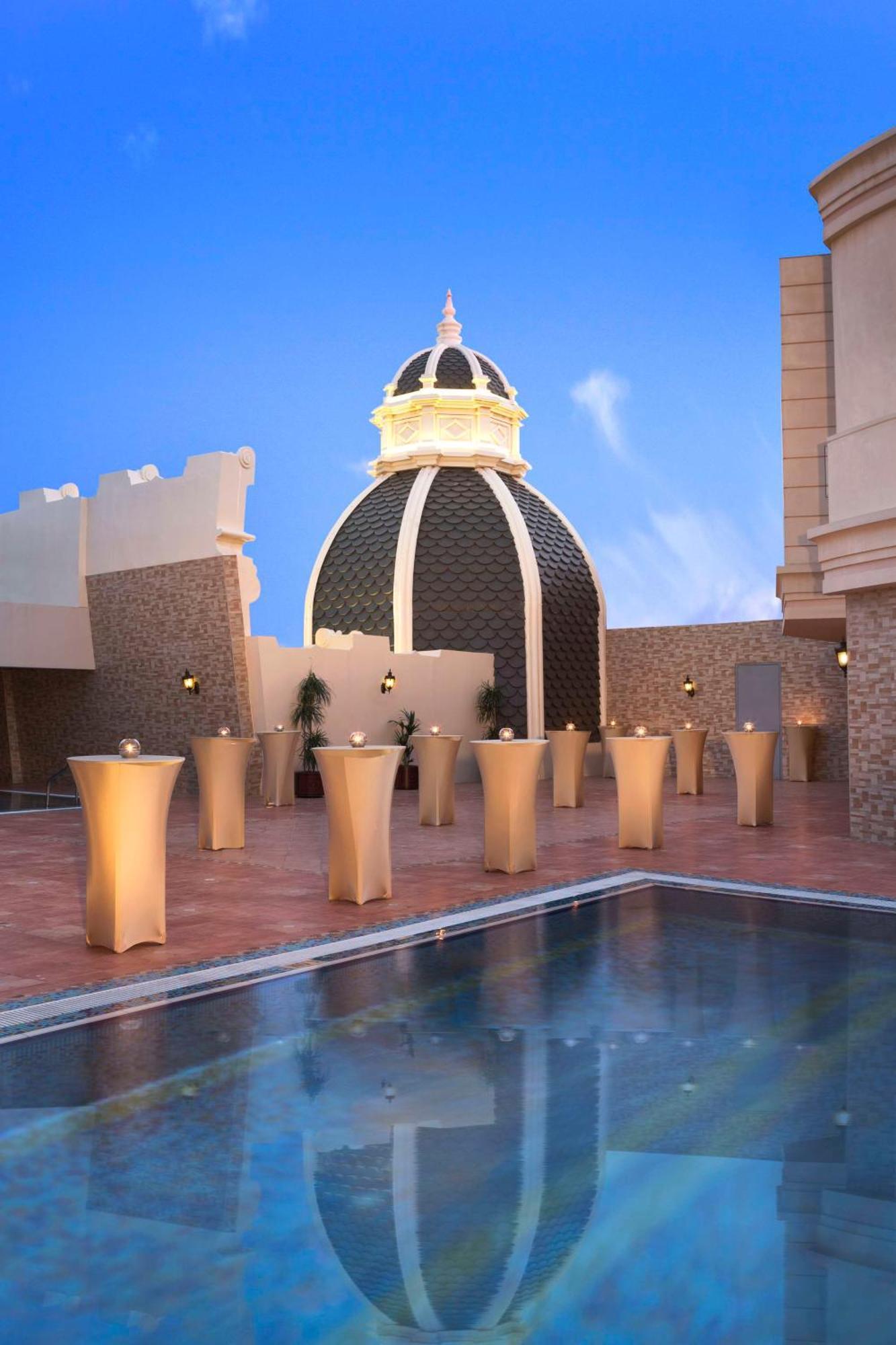 Royal Rose Abu Dhabi, A Curio Collection By Hilton Affiliated Hotel
